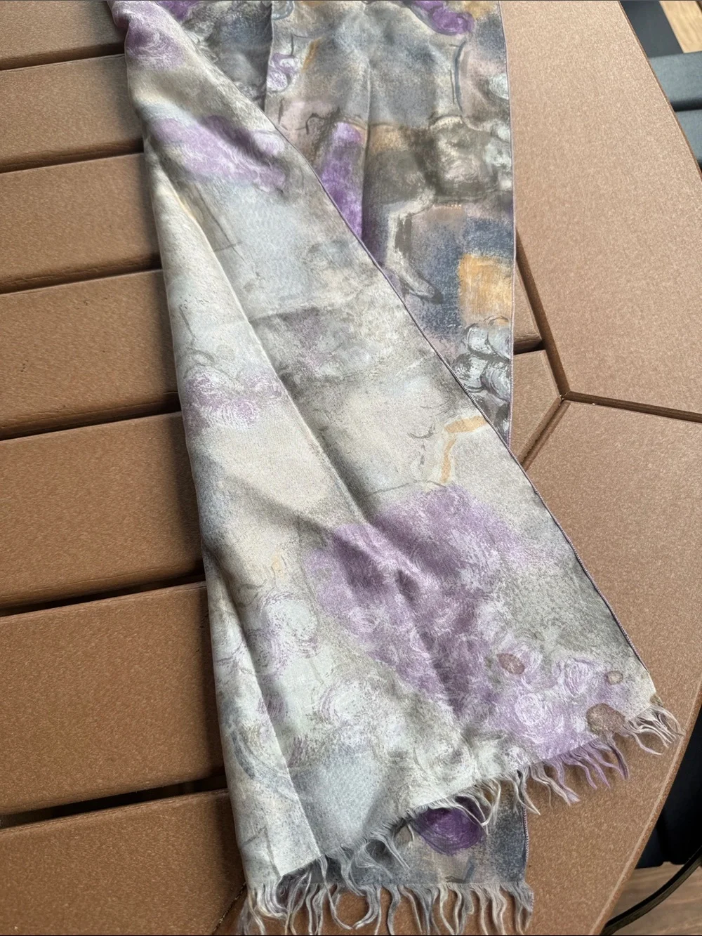 Echo 13”x42” eyelash